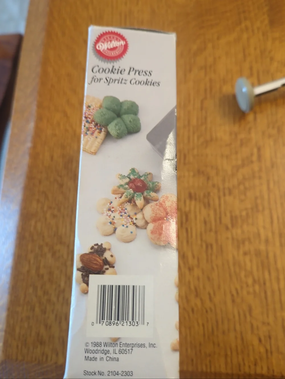 Wilton Cookie Press Gray and White for Spritz Cookies with 10 Discs - Unused
